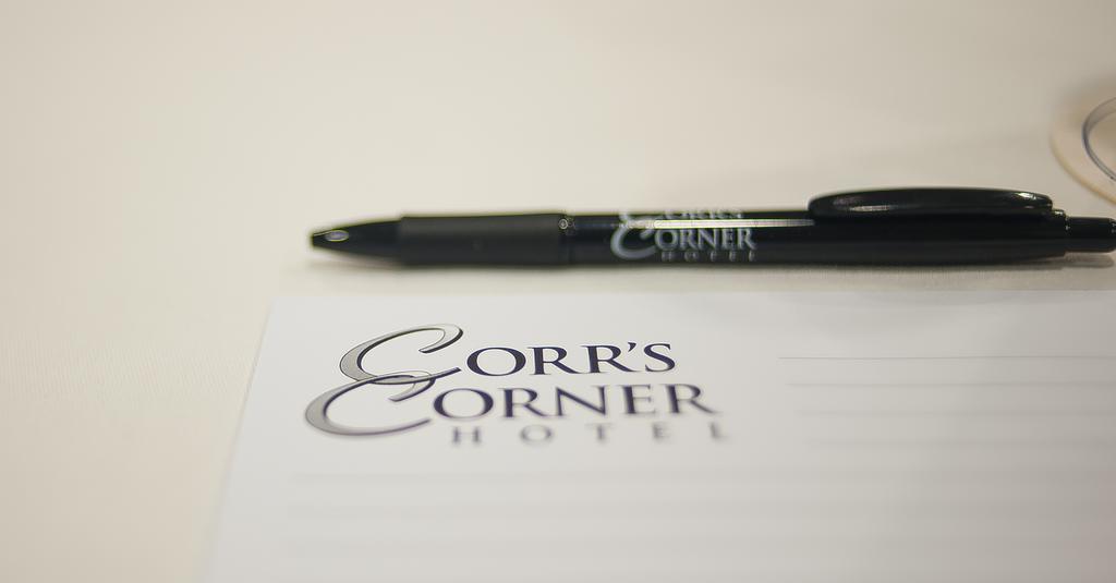 Corr'S Corner Hotel Нютънаби Екстериор снимка