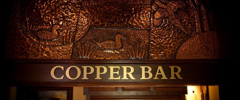 Corr'S Corner Hotel Нютънаби Екстериор снимка