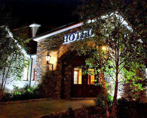 Corr'S Corner Hotel Нютънаби Екстериор снимка